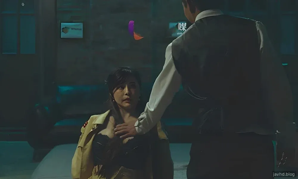 ข่มขืนสายลับสาวหน้าอกใหญ่